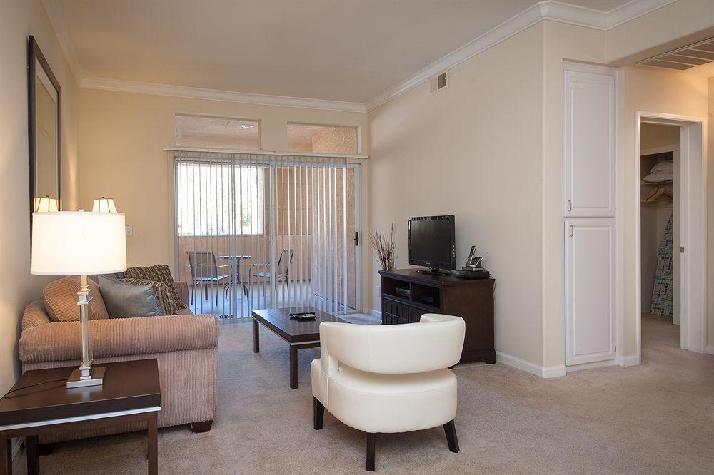 Sunshine Suites At The Piero Los Ángeles Exterior foto